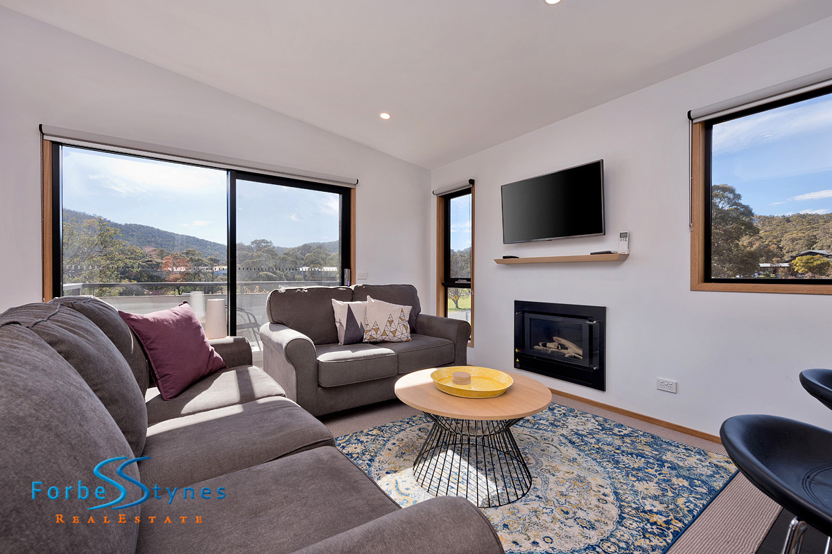 Rocky Road, Lake Crackenback One Bedroom Ski Chalet Guide 600k