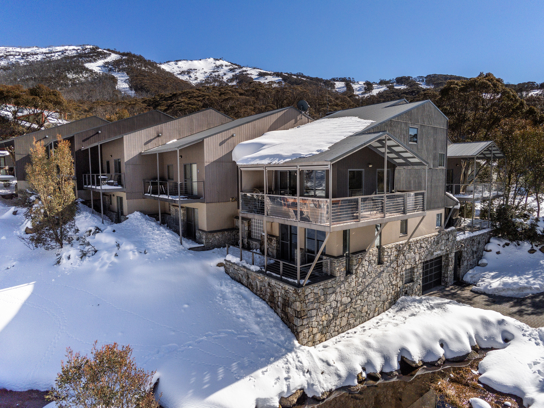 Snowbound, Crackenback Ridge – Three Bedroom Chalet – Guide: $1.6m