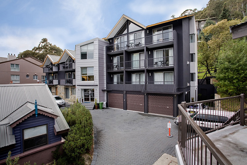 Snowgoose Apartment, Thredbo – Dual Key Two Bedroom Apartment – Guide: $1.1m