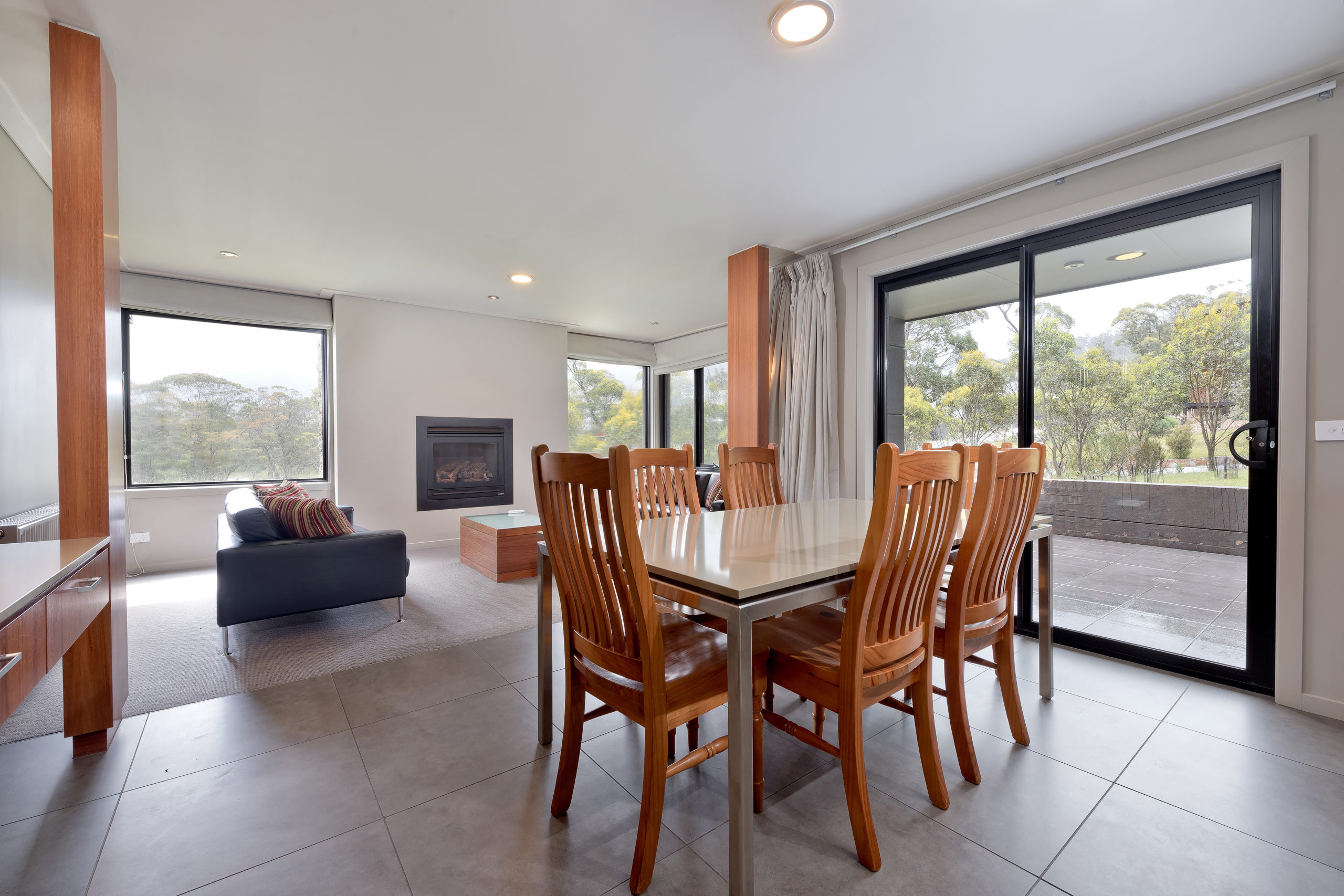Magnificent Two Storey Fully Furnished 3 Bedroom Chalet at beautiful Lake Crackenback – $1,450,000