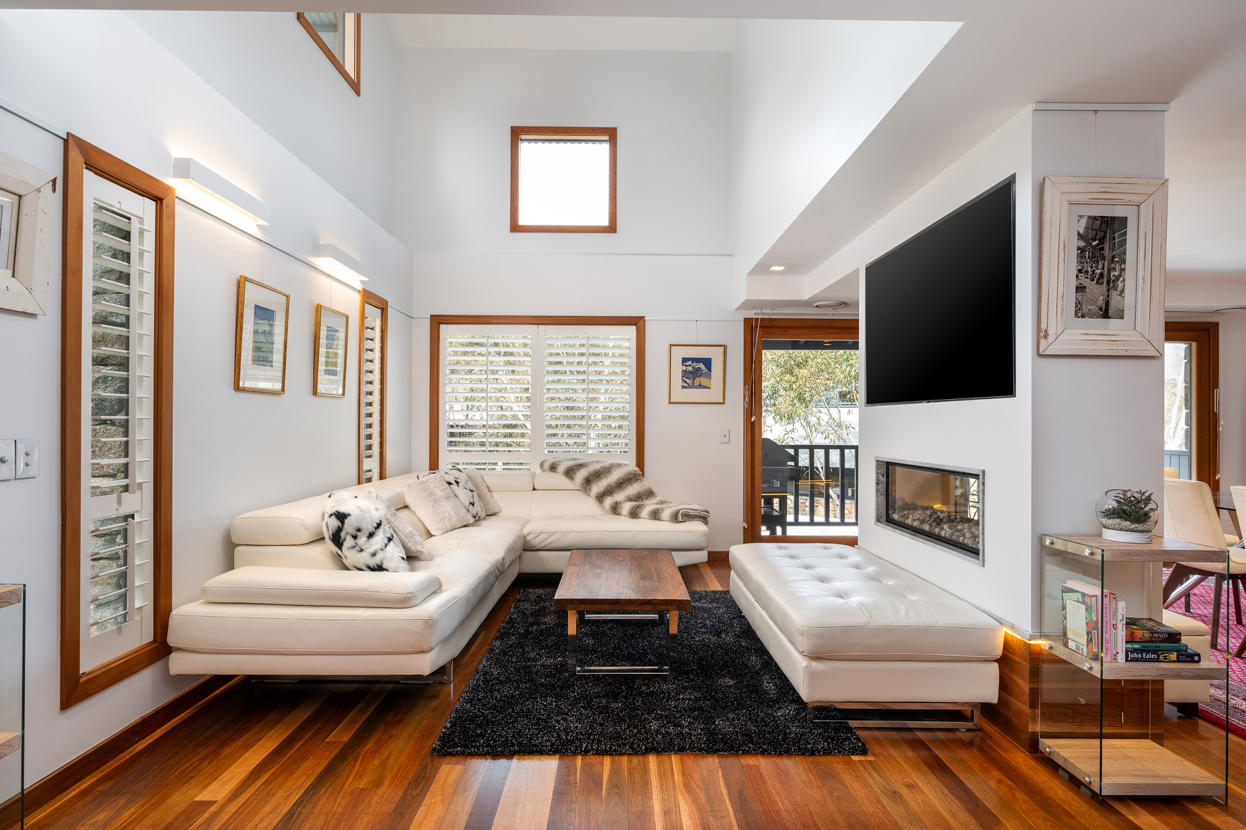 Luxury One Bedroom + Loft in the Heart of Thredbo! Price 1,985,000