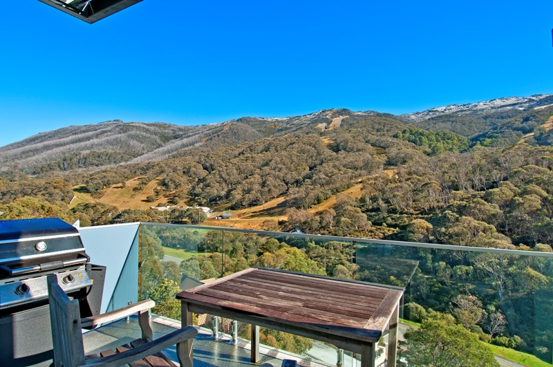 The Peak Thredbo – One Bedroom Apartment with Stunning Views – $548,000