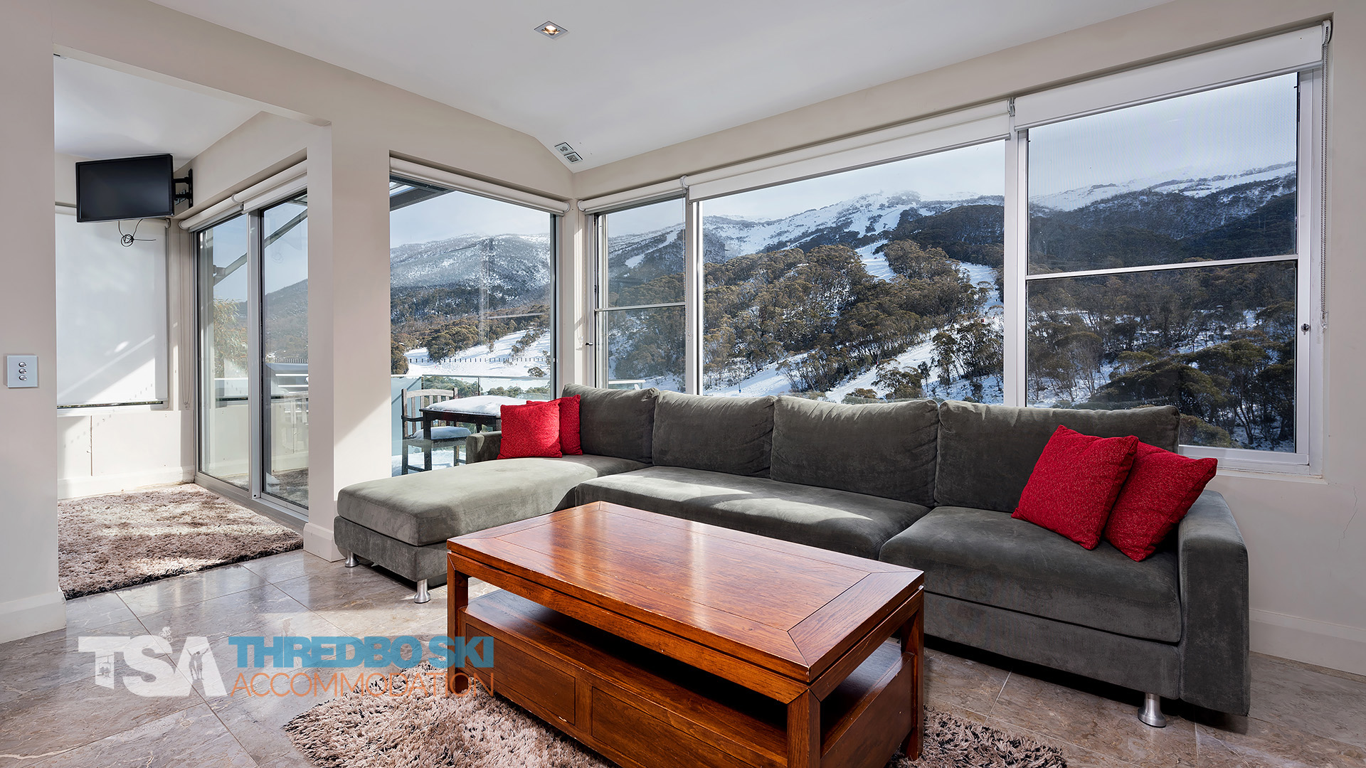 The Peak Thredbo One Bedroom Apartment with Stunning Views 548,000