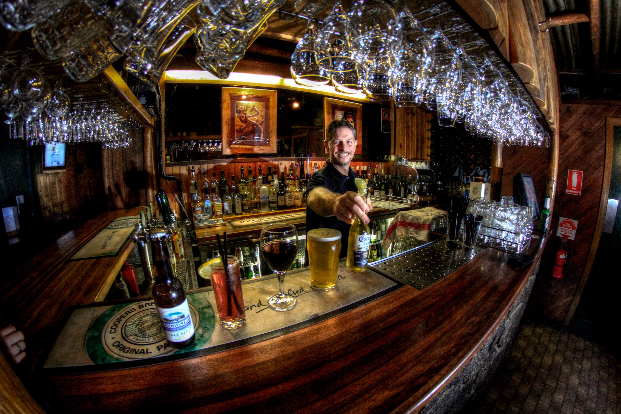 Popular TBar Restaurant in Thredbo Village ‘Pizza, Dining & Takeaway