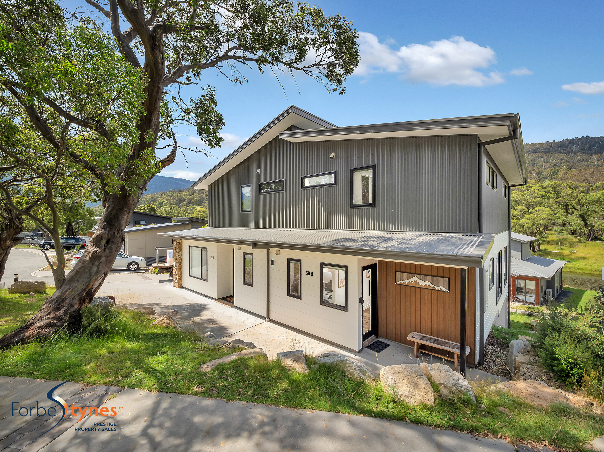 Near New – Large (Duplex Style) 2 Bedroom Chalet – Price: $1,495,000