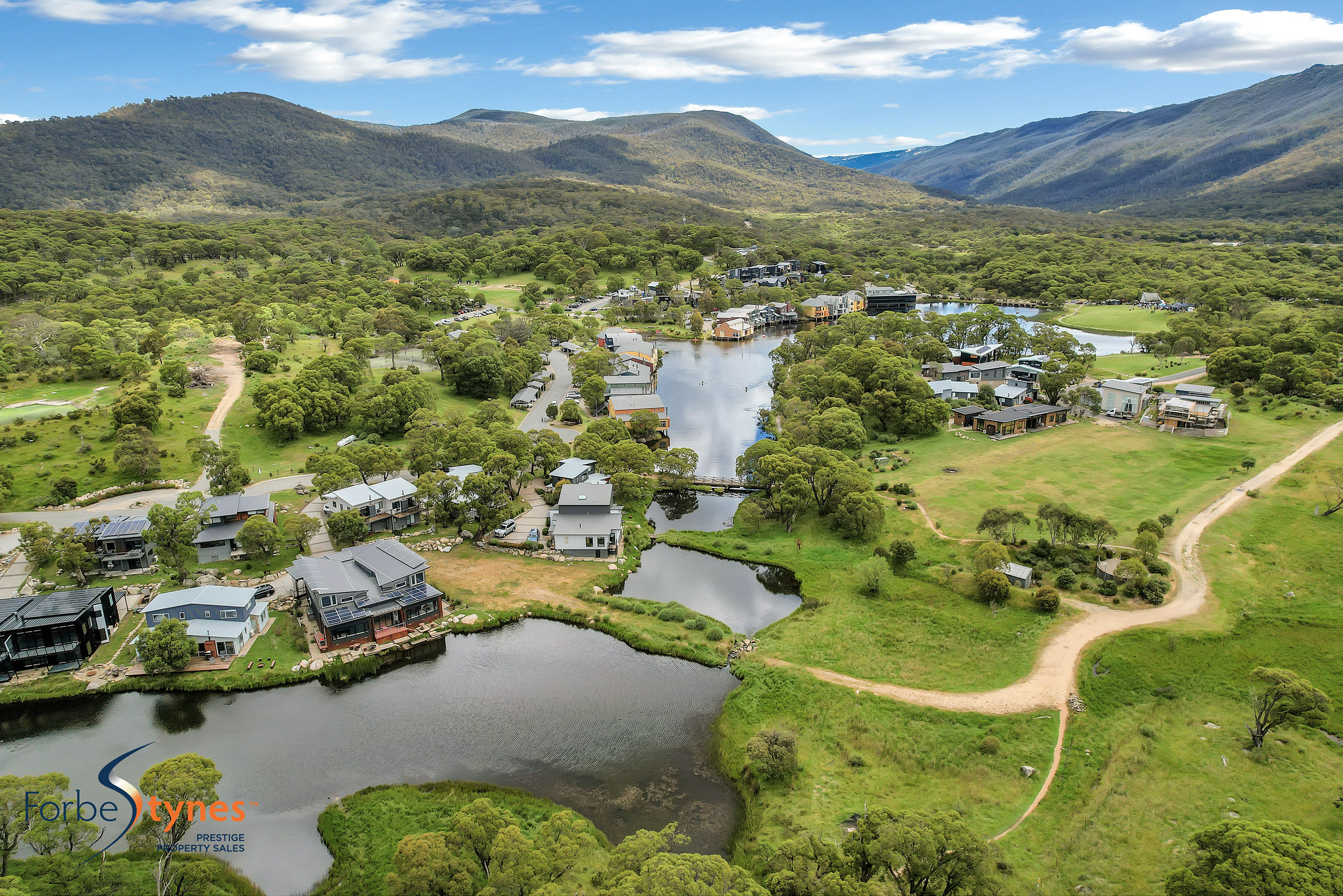 Lake Front Land For Sale! Expressions of Interest Price Guide Over 600,000 FSRE Snowy