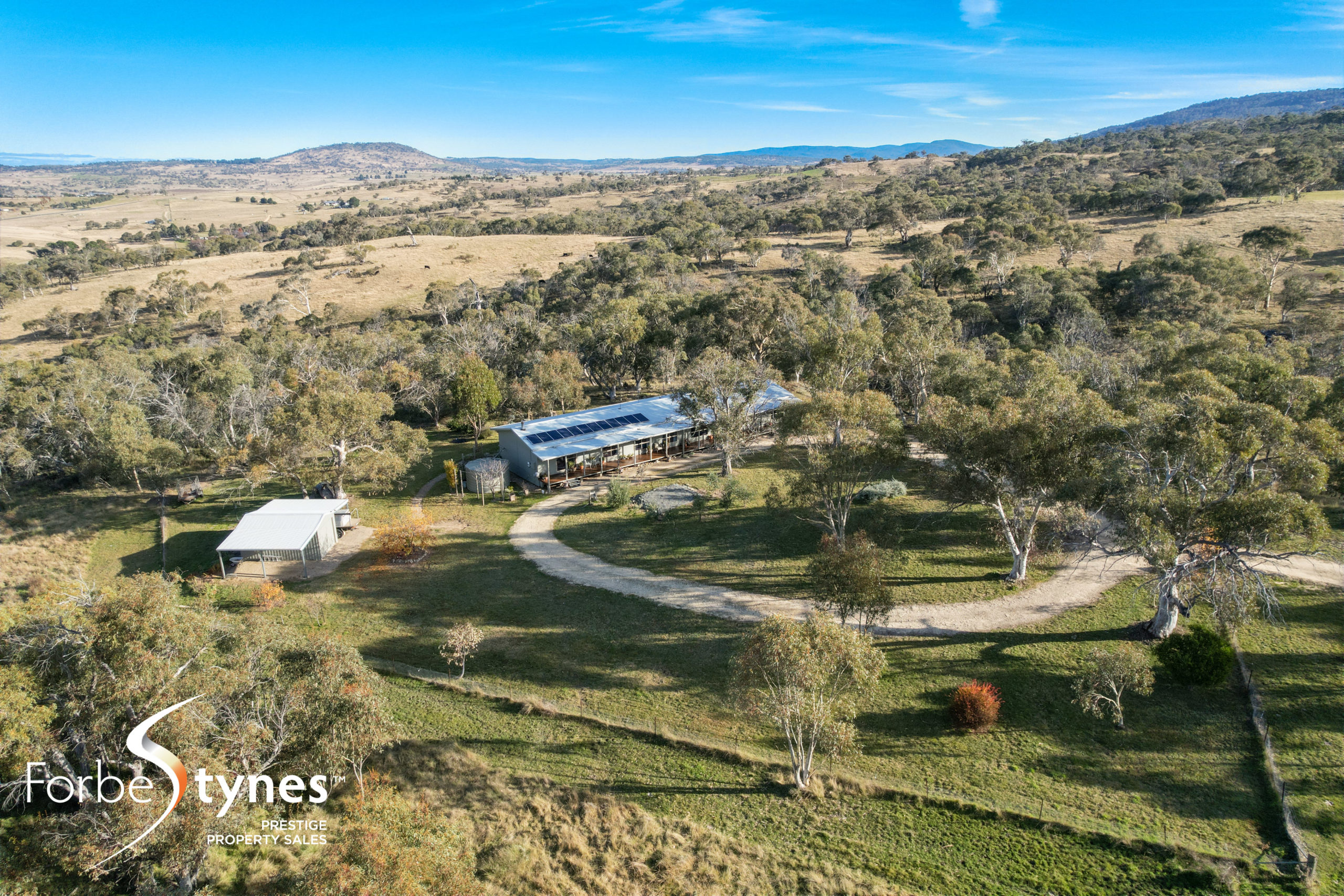 Country Living Minutes to Jindabyne Town Centre FSRE Snowy