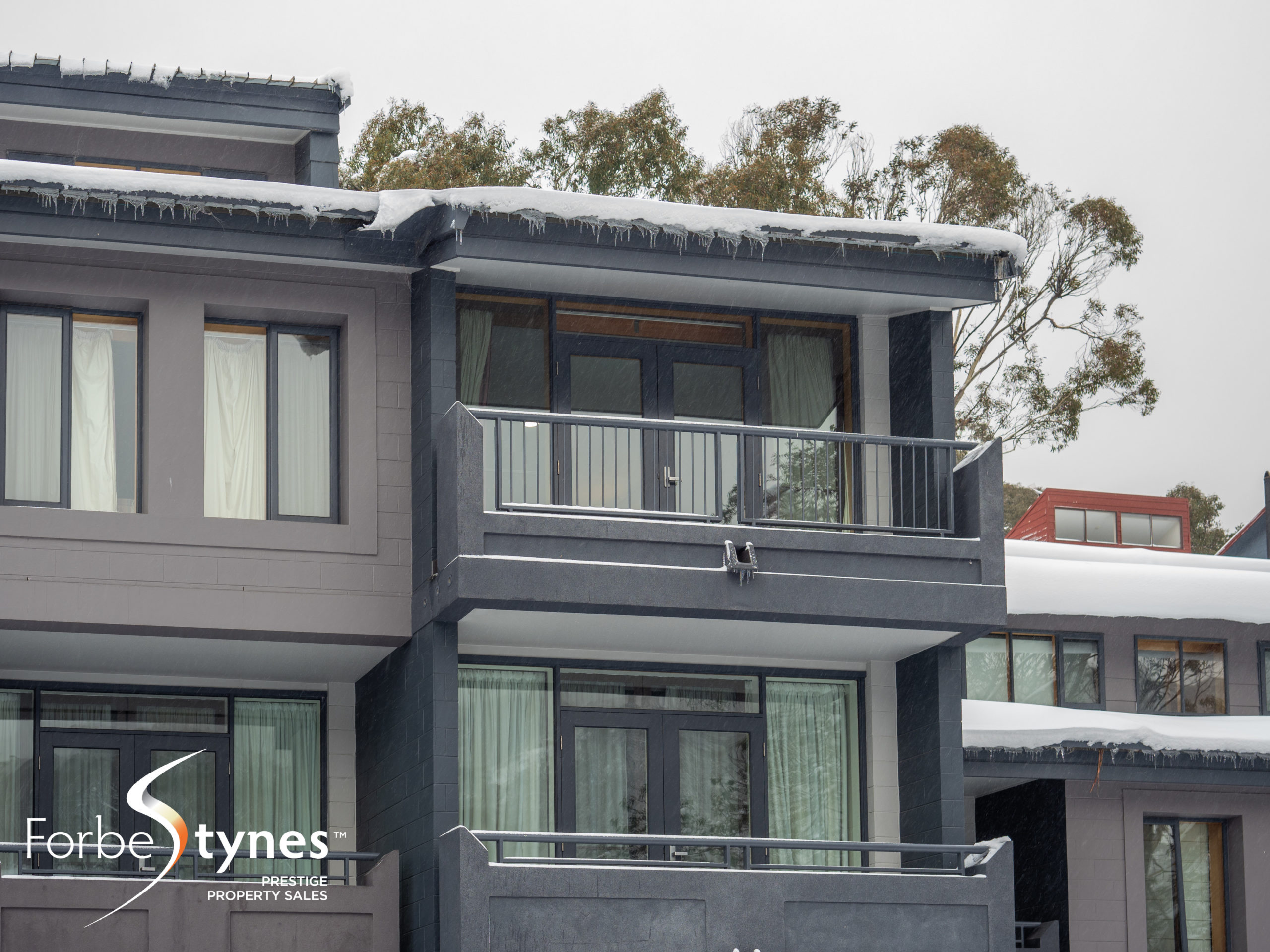 One Bedroom Thredbo Alpine Apartment for Sale with Car Park and private balcony <br> Expressions of Interest – Over $800,000